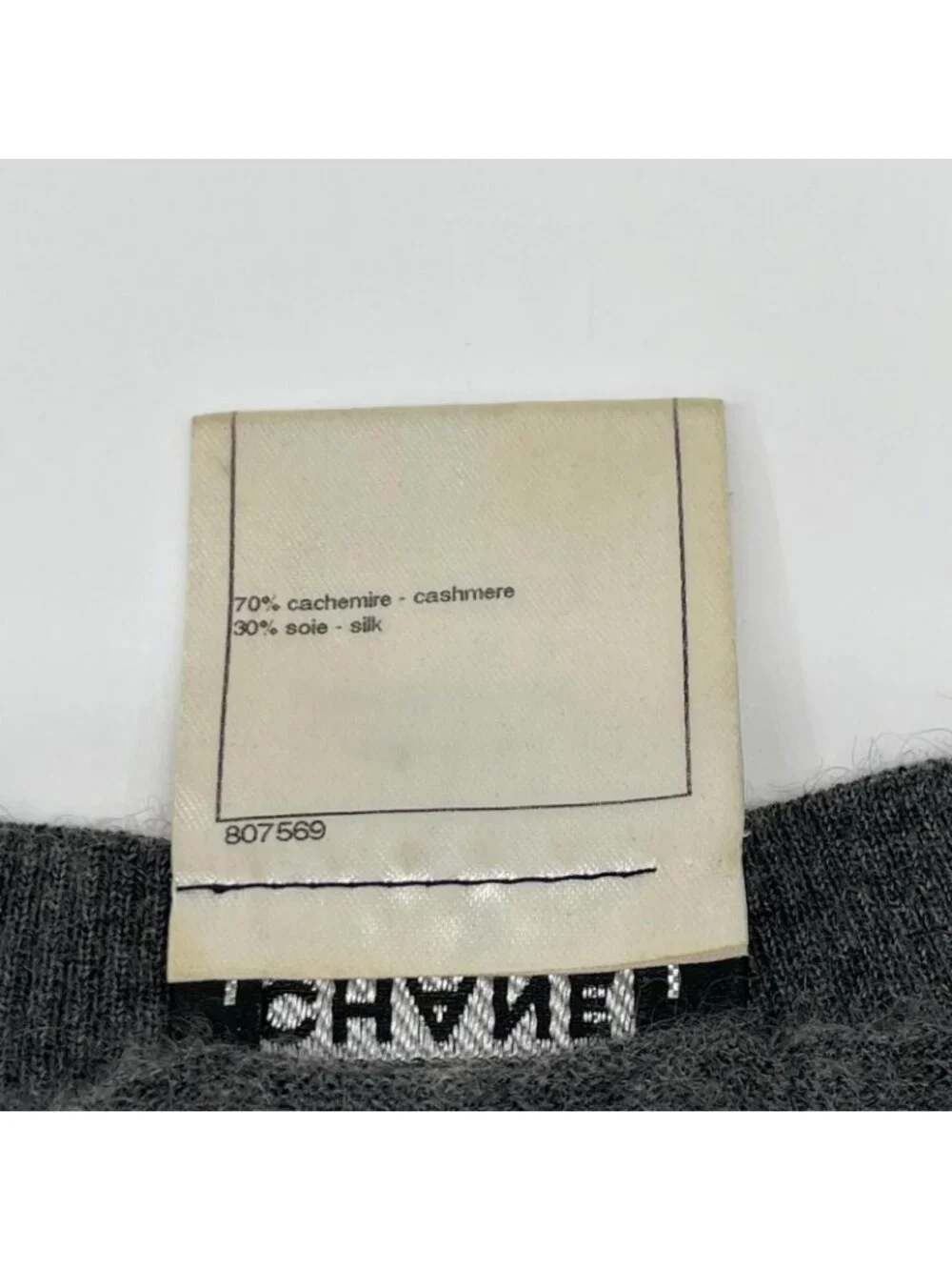 Chanel Gray Cashmere Silk CC Logo Plate Short Sleeve Knit 36